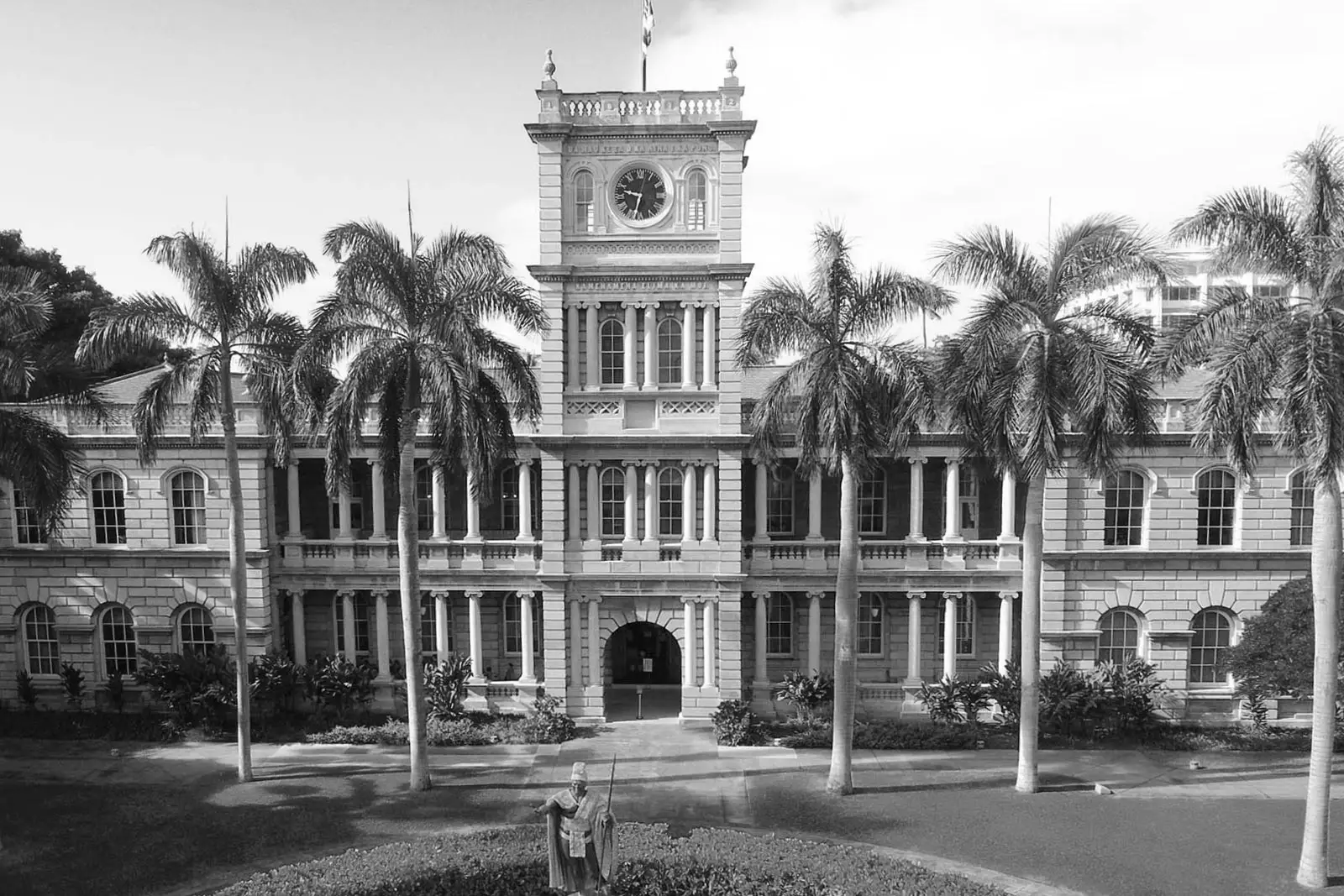 Roofing repair and installation in Honolulu